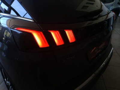 Peugeot 3008 BlueHDi 130 S&S EAT8 GT Line (18)