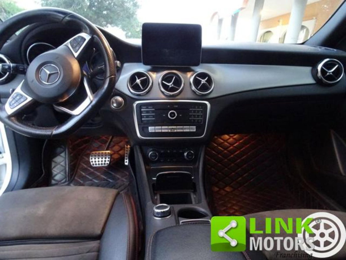 Mercedes-Benz GLA SUV 220 CDI Automatic Premium (10)