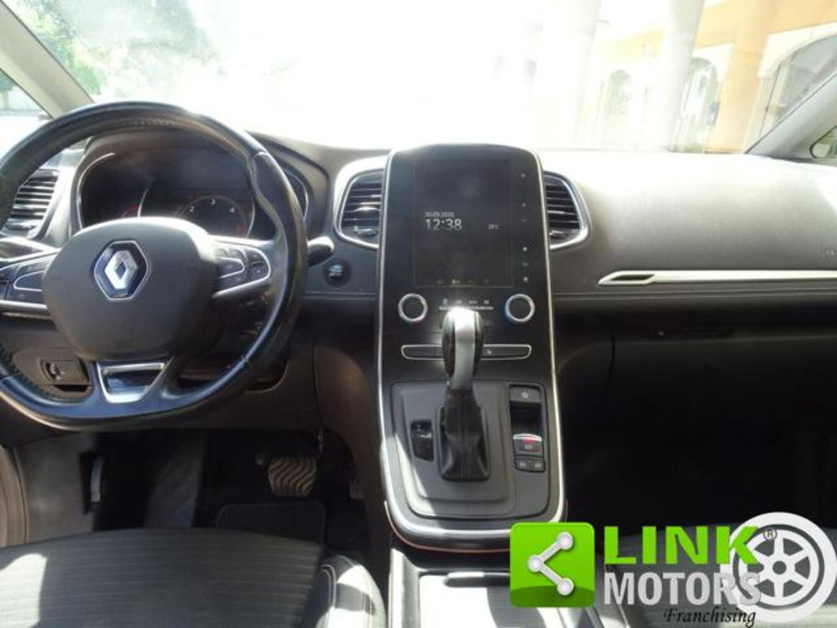 Renault Scenic E-Tech Electric 1.5 dCi 110CV Attractive (10)