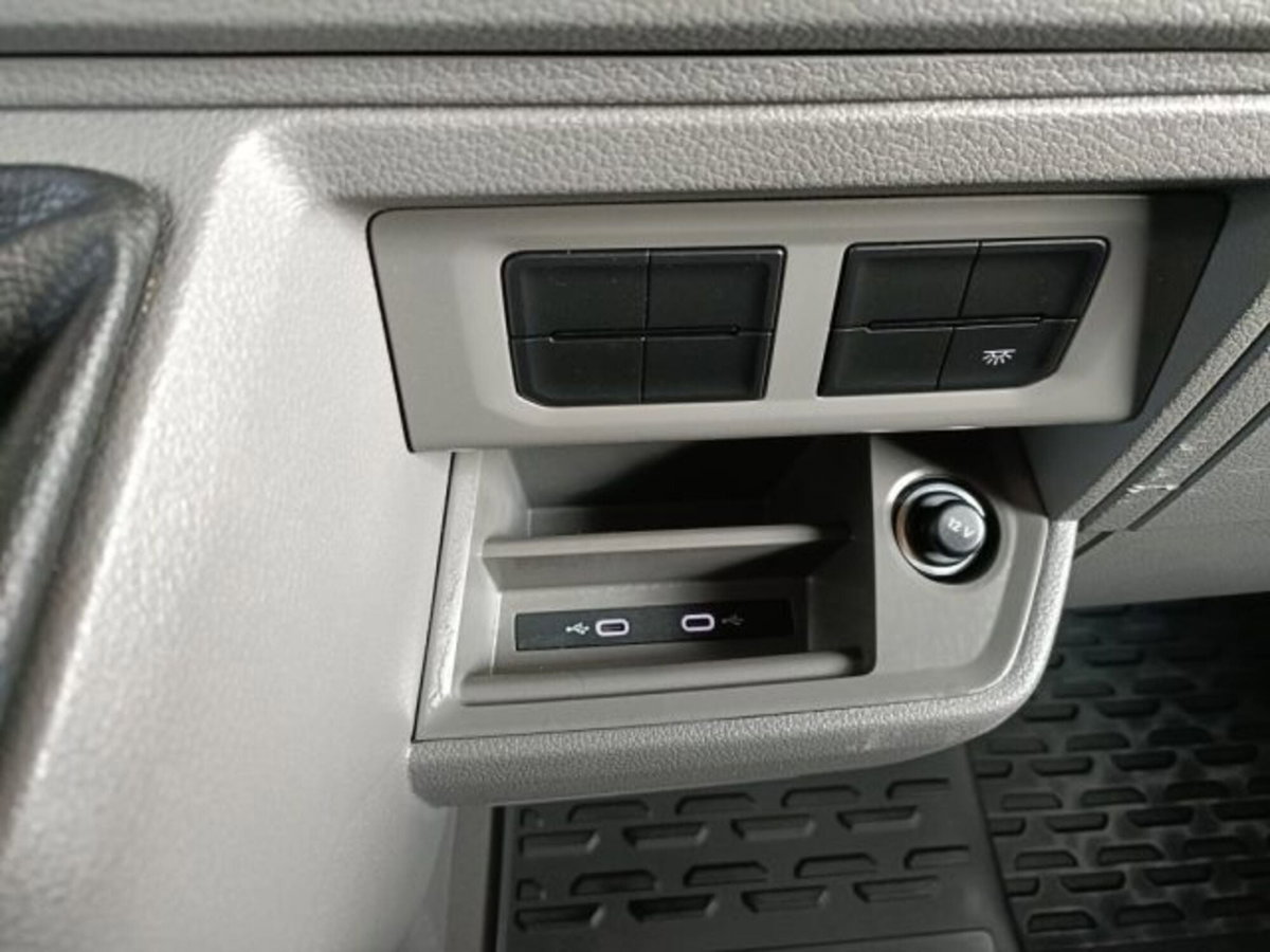 Volkswagen Veicoli Commerciali Crafter Furgone 35 2.0 tdi 140cv L3H3 (9)