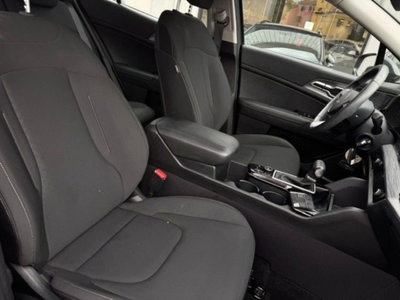 Kia Sportage 1.6 TGDi MHEV DCT Business (13)
