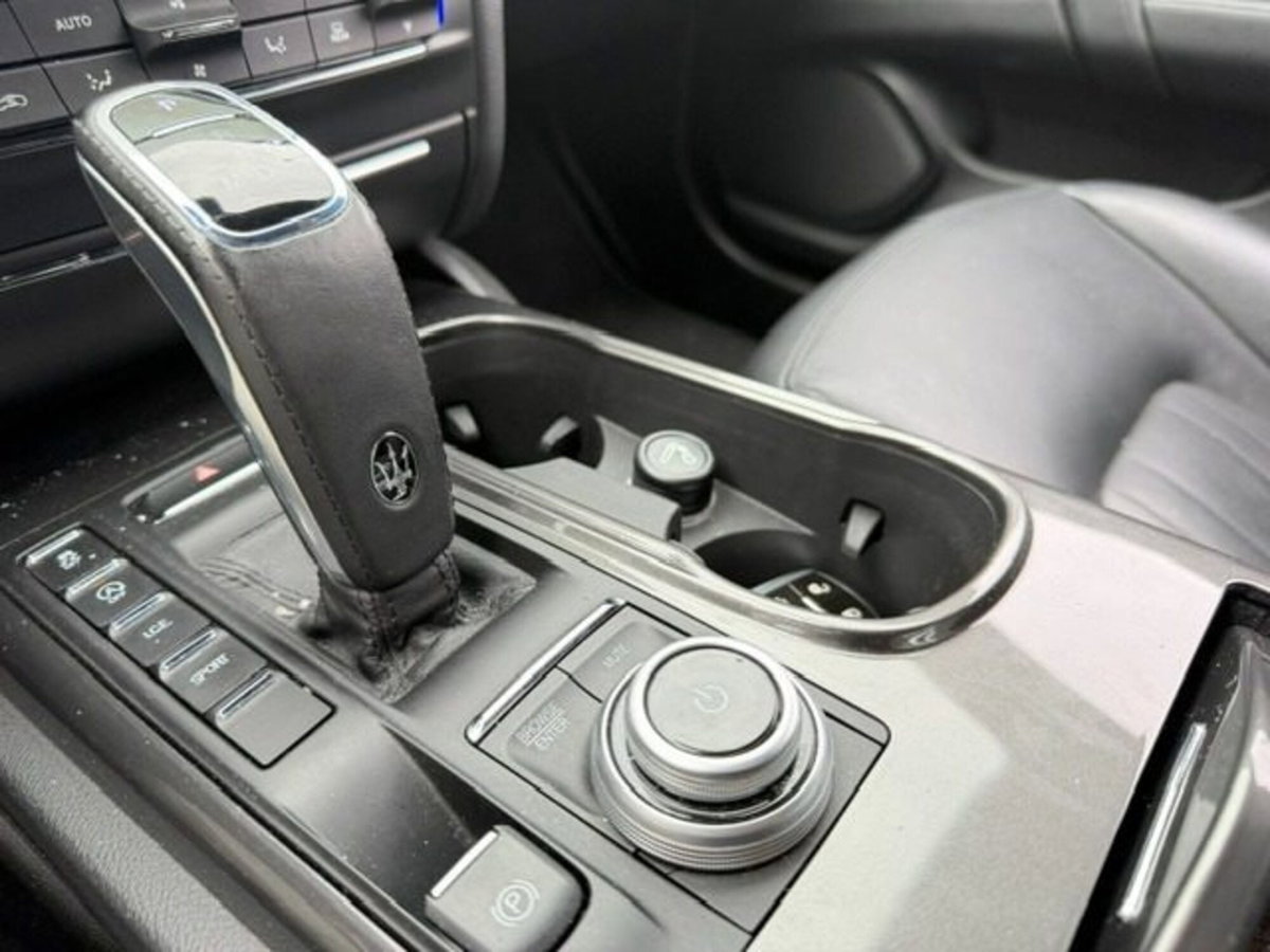 Maserati Ghibli Ghibli L4 330 CV MHEV Gransport (14)