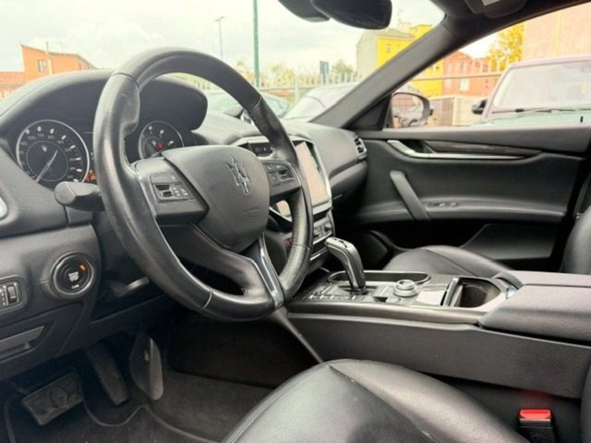 Maserati Ghibli Ghibli L4 330 CV MHEV Gransport (8)