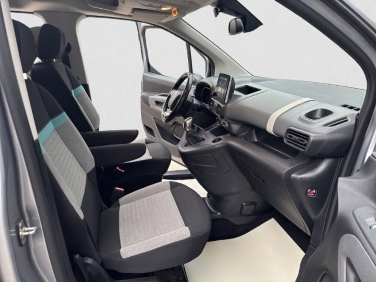 Citroen Berlingo BlueHDi 100 M Shine (15)