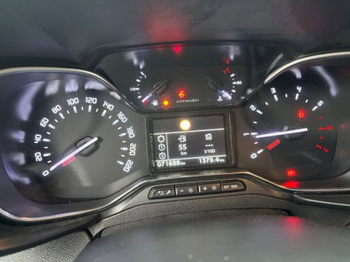 Citroen Berlingo BlueHDi 100 M Shine (17)