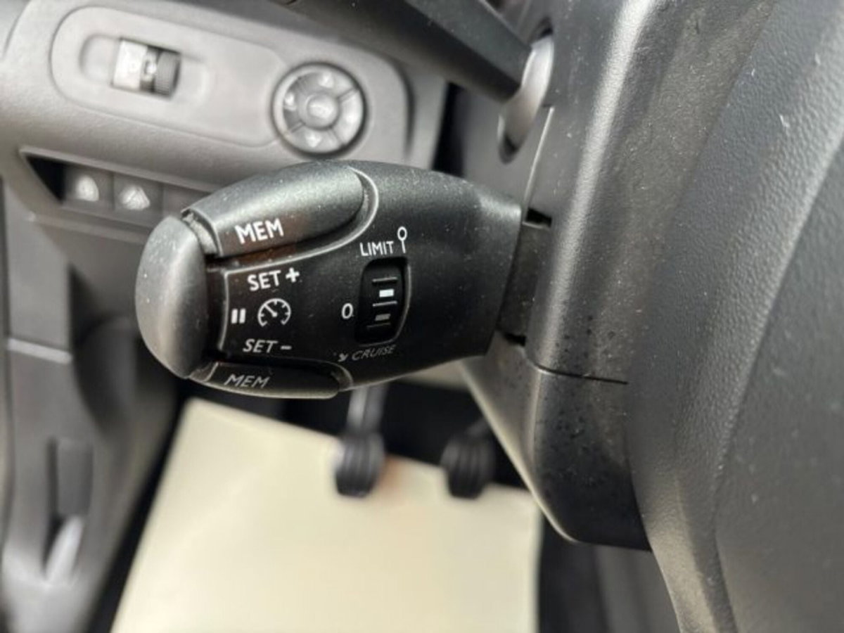 Citroen Berlingo BlueHDi 100 M Shine (18)