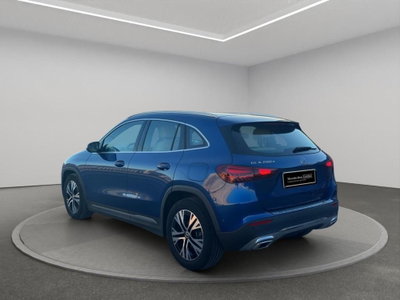 Mercedes-Benz GLA SUV 200 d Progressive Advanced auto (2)