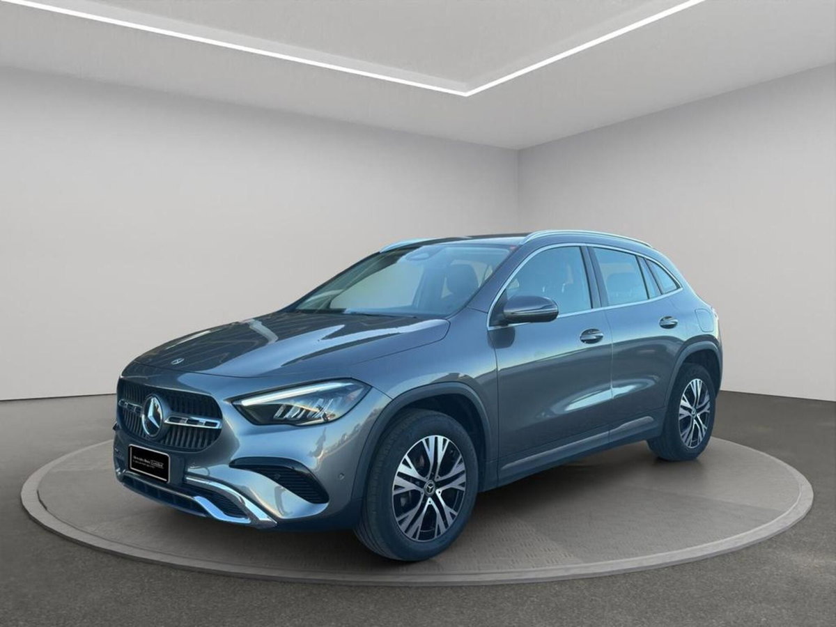 Mercedes-Benz GLA SUV 200 d Progressive Advanced auto