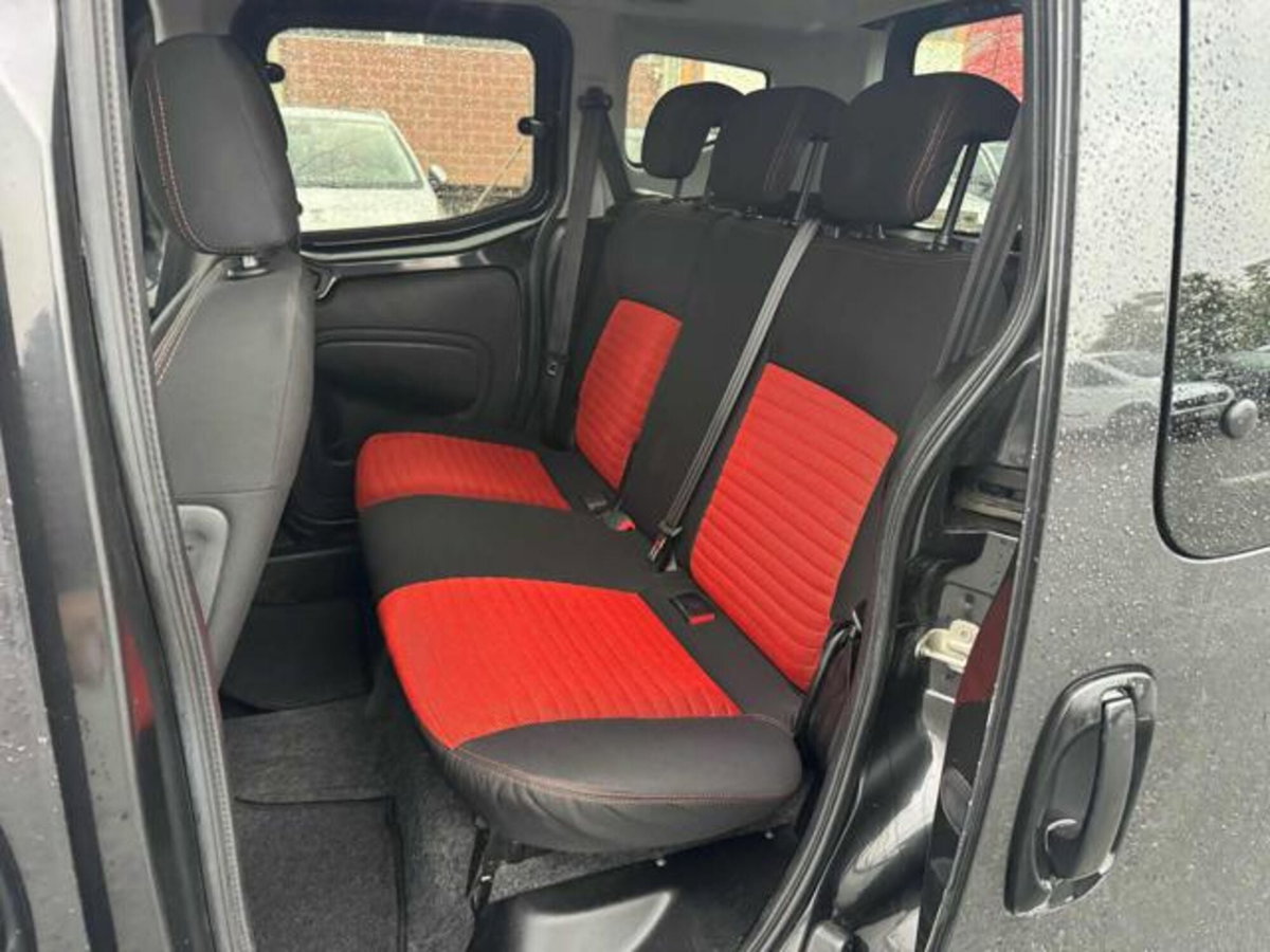 Fiat Qubo 1.3 MJT 95 CV Dynamic (12)