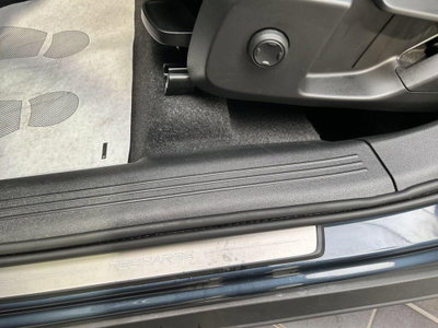 Volvo XC40 T4 Recharge Plug-in Hybrid Inscription Expression (9)
