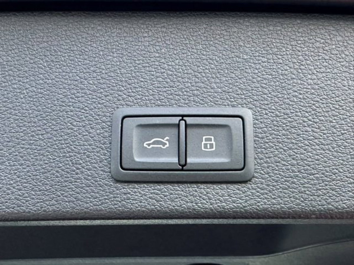 Audi Q2 Q2 35 TFSI (14)