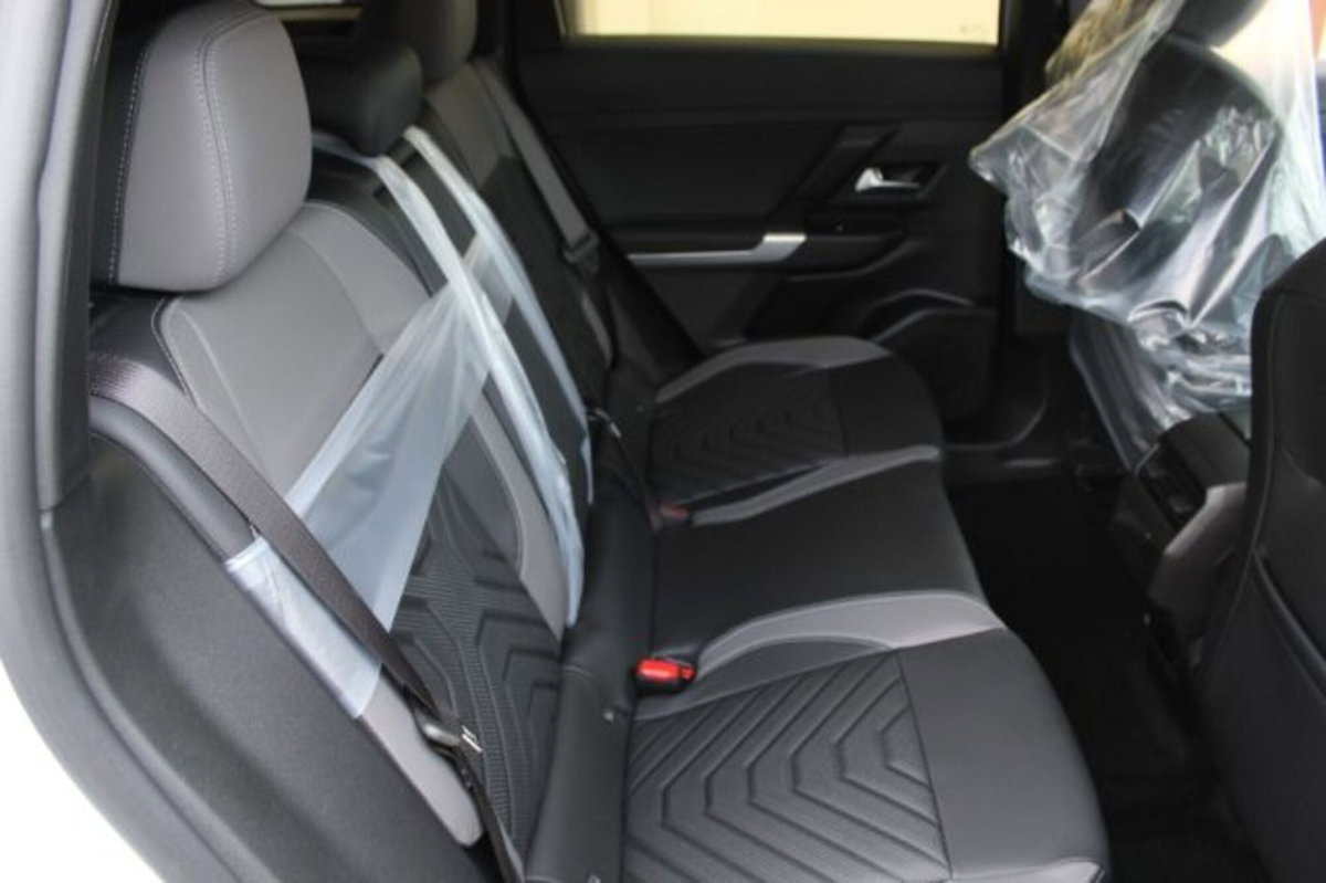 Jeep Compass 1.2 turbo 48V e-hybrid Summit fwd 145cv edct6 (7)