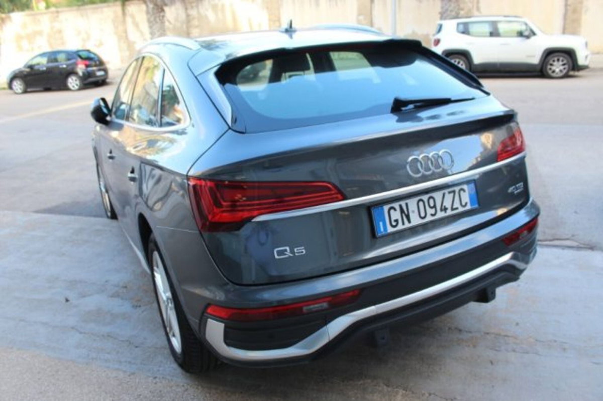 Audi Q5 Sportback 40 2.0 tdi mhev 12V S line Plus quattro s-tronic (3)