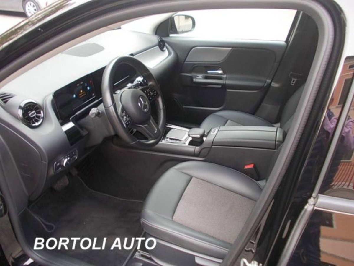 Mercedes-Benz GLA SUV 200 d Business Extra auto (8)