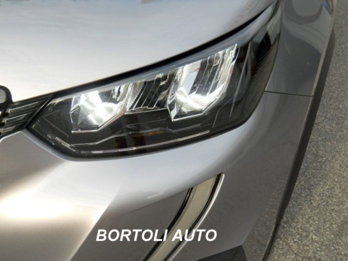 Peugeot 2008 BlueHDi 130 S&S EAT8 Allure Pack (14)
