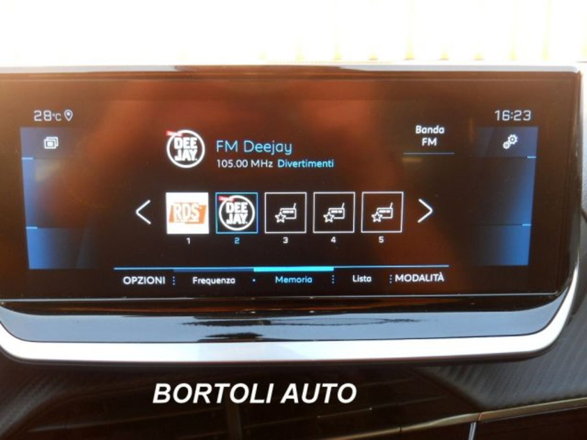 Peugeot 2008 BlueHDi 130 S&S EAT8 Allure Pack (20)