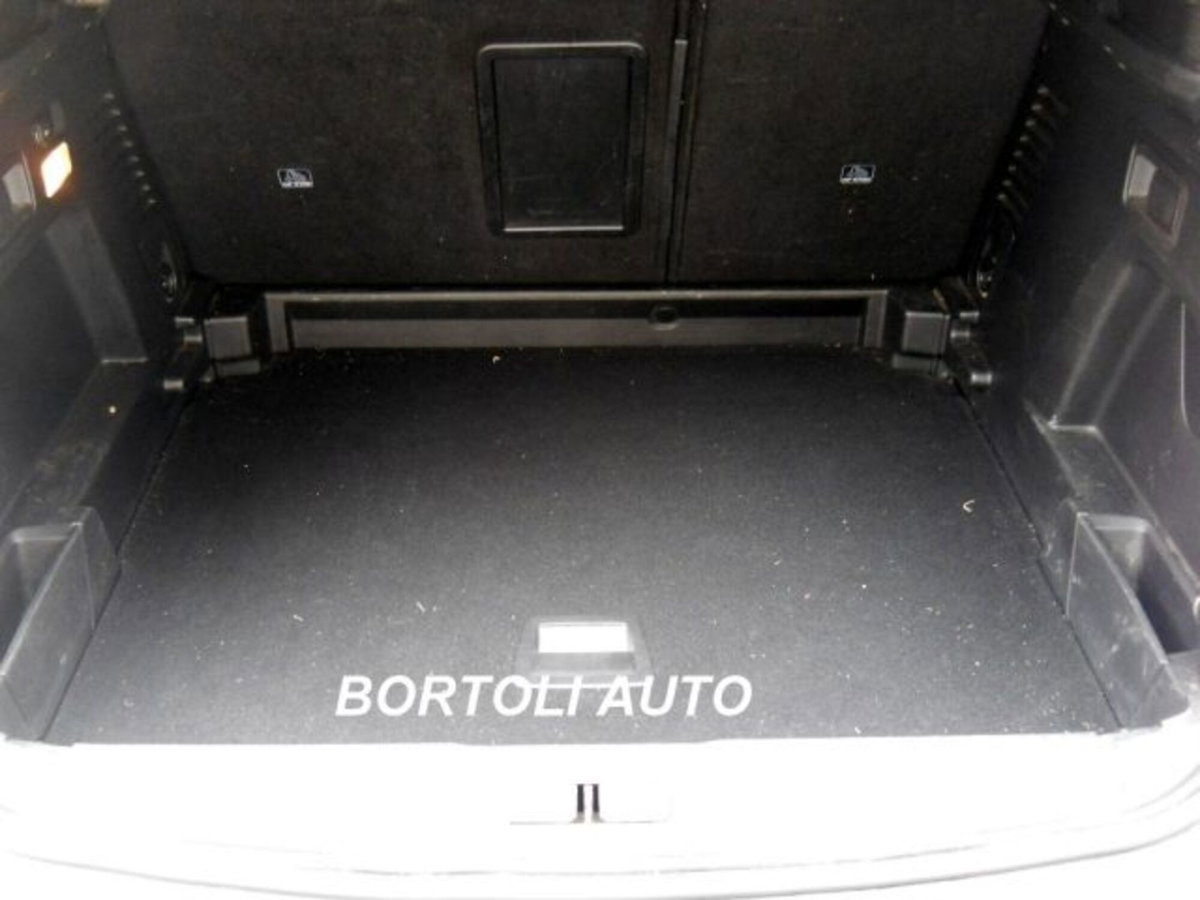 Peugeot 3008 BlueHDi 120 S&S GT Line (14)