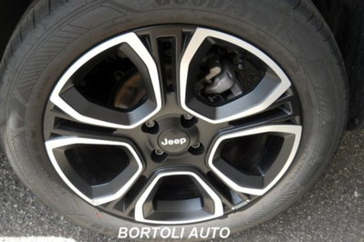Jeep Avenger 1.2 turbo Summit fwd 100cv (11)