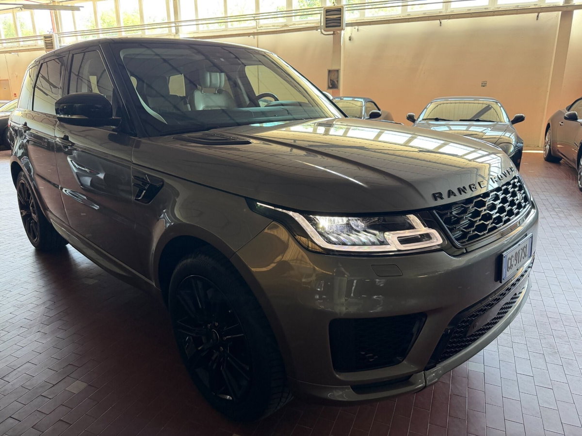 Land Rover Range Rover Sport 3.0D l6 249 CV HSE Dynamic Stealth (3)