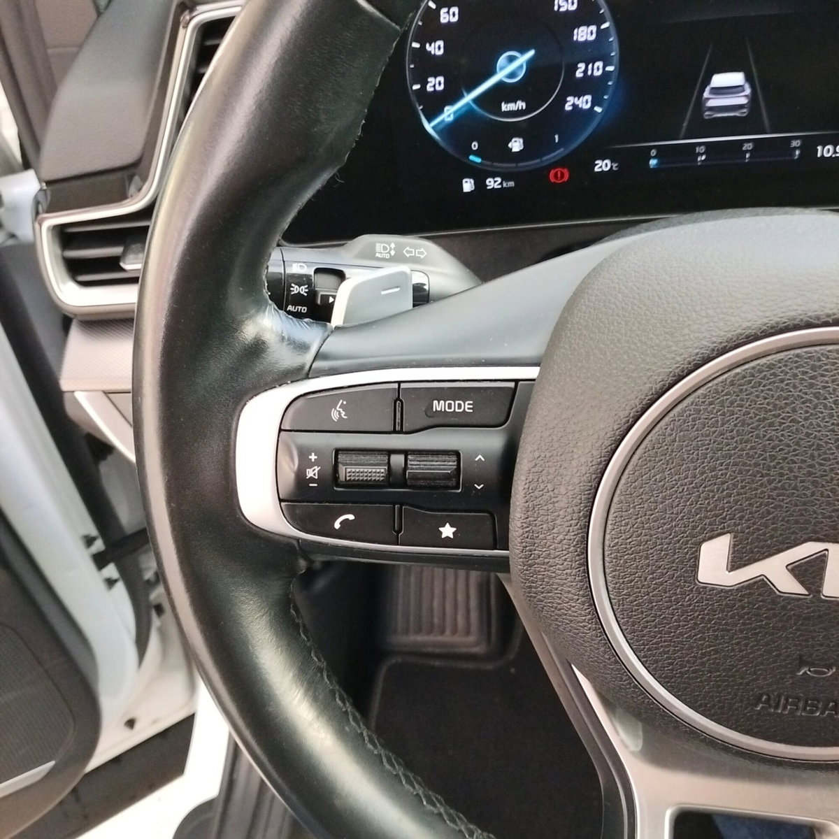 Kia Sportage 1.6 TGDi PHEV AWD AT GT-line (11)