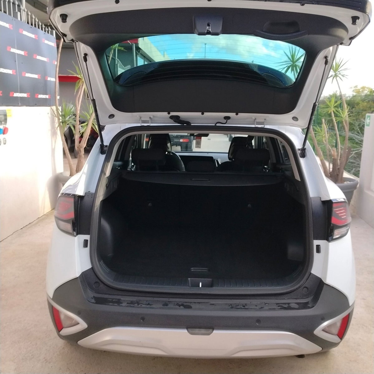 Kia Sportage 1.6 TGDi PHEV AWD AT GT-line (7)