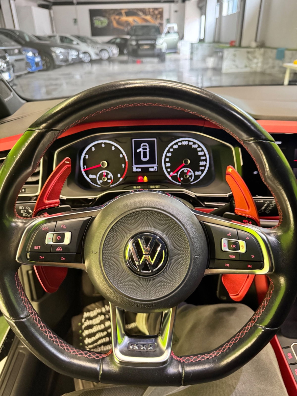 Volkswagen Polo 2.0 TSI DSG GTI BlueMotion Technology (13)