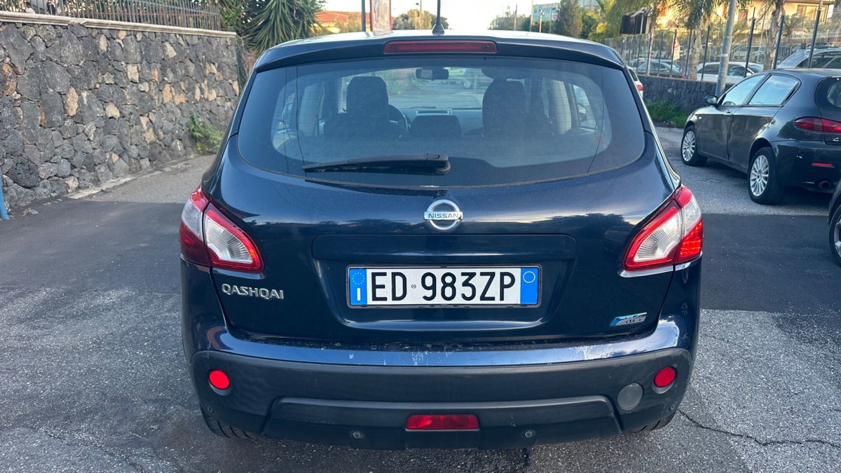 Nissan Qashqai 1.5 dCi DPF Acenta (6)