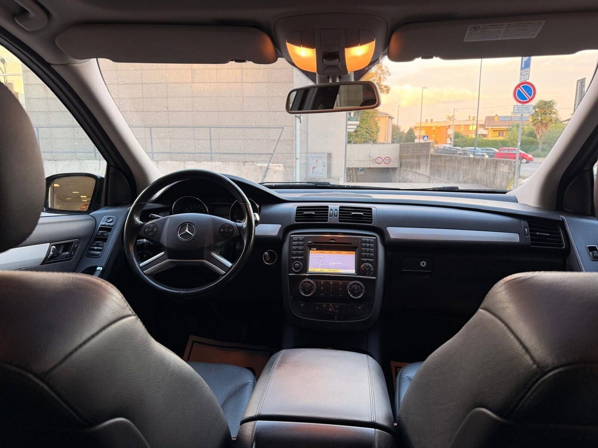 Mercedes-Benz Classe R 350 CDI cat 4Matic (15)