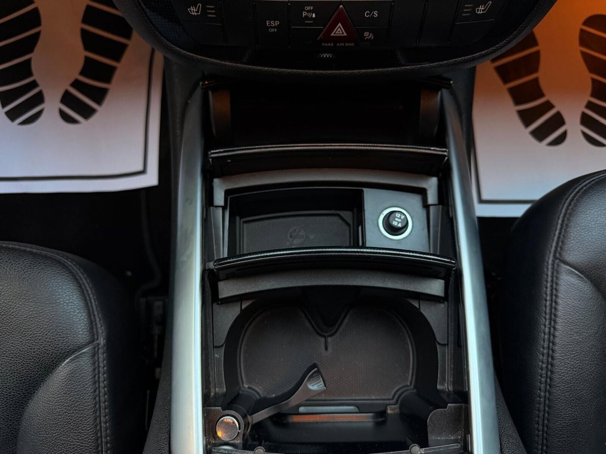 Mercedes-Benz Classe R 350 CDI cat 4Matic (17)