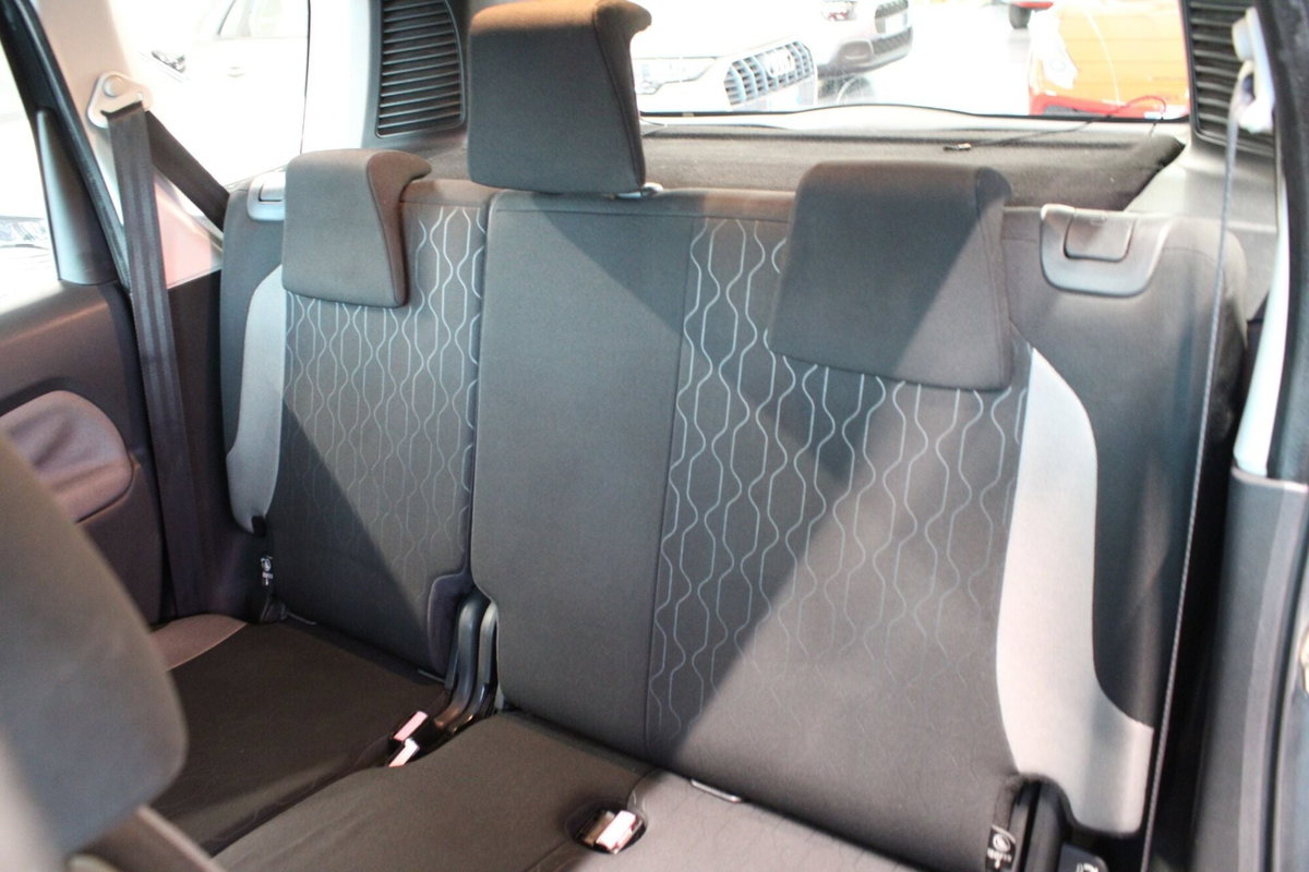 Citroen C3 Picasso 1.6 e-HDi 90 airdream CMP6 Seduction (9)