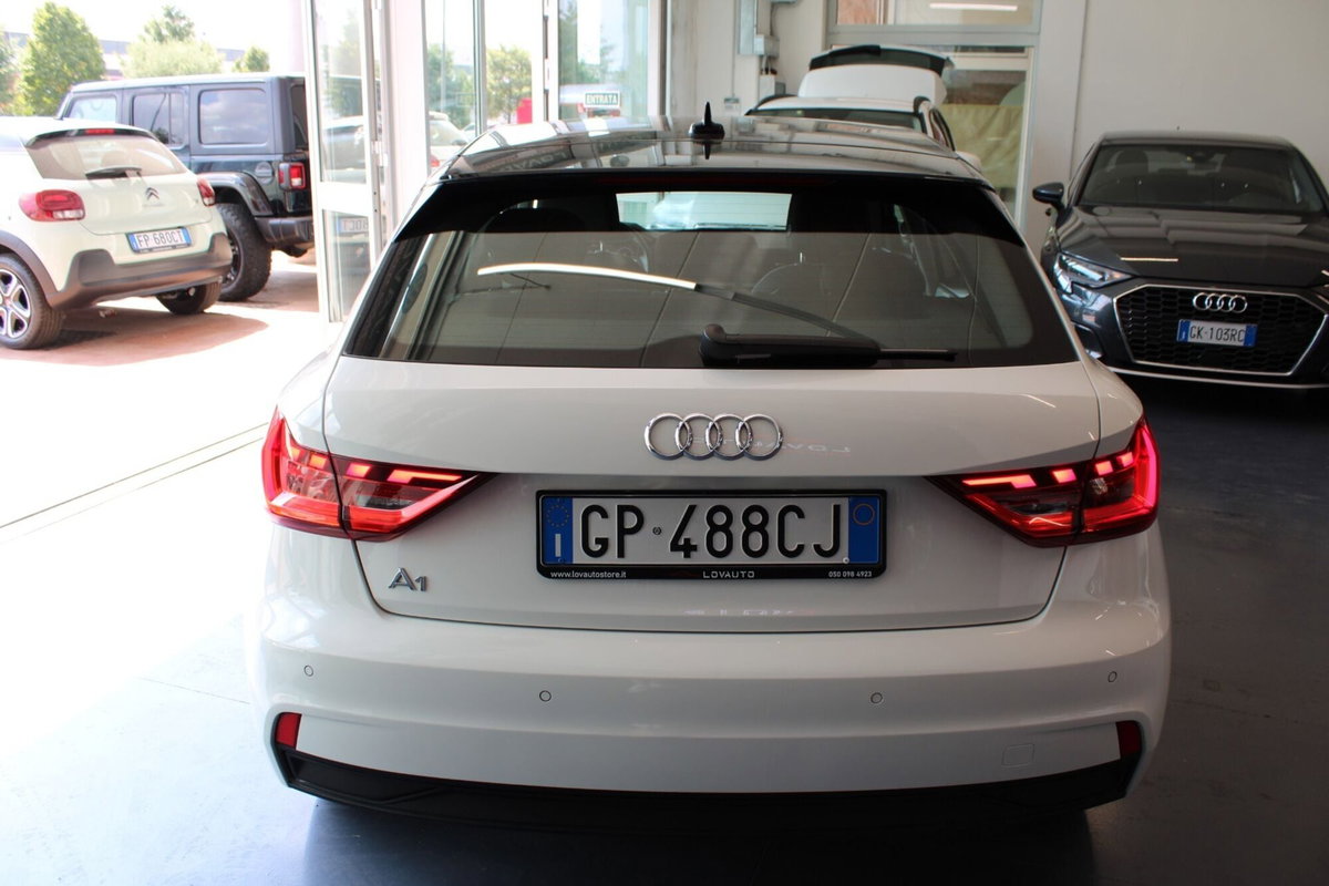 Audi A1 Sportback 25 TFSI Identity Black (3)