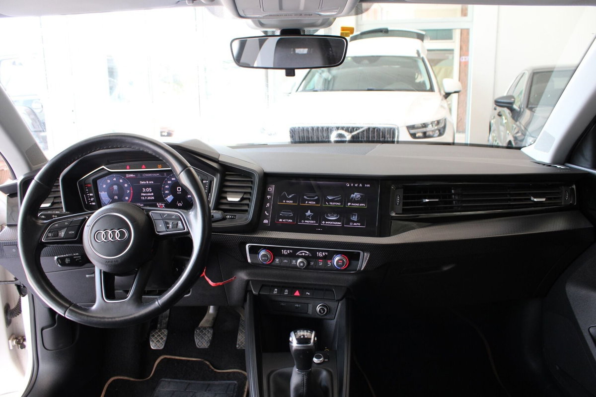Audi A1 Sportback 25 TFSI Identity Black (7)