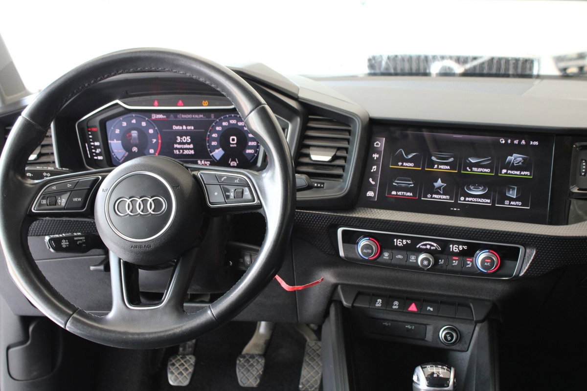 Audi A1 Sportback 25 TFSI Identity Black (8)
