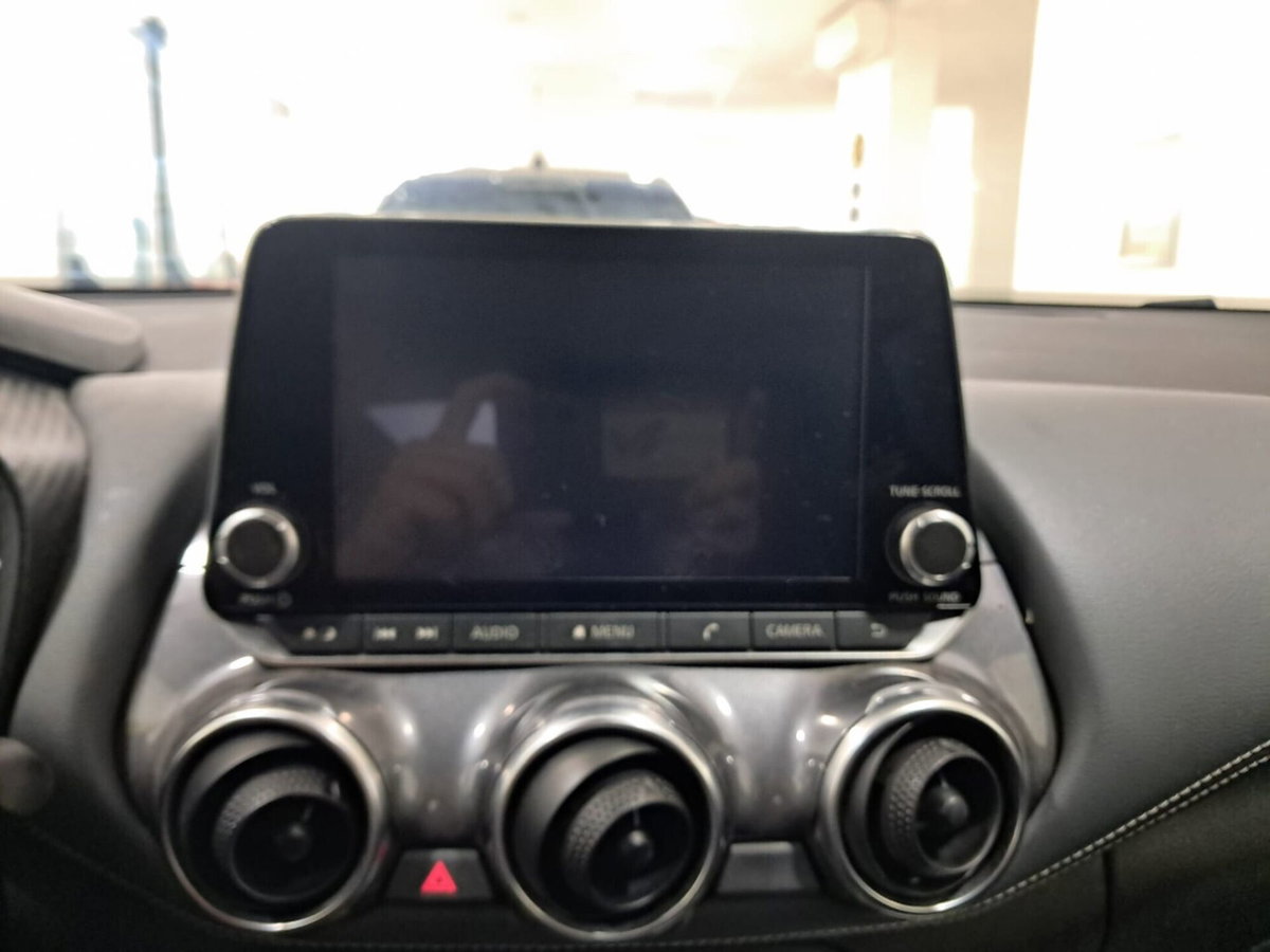 Nissan Juke 1.0 dig-t N-Connecta 114cv dct (17)