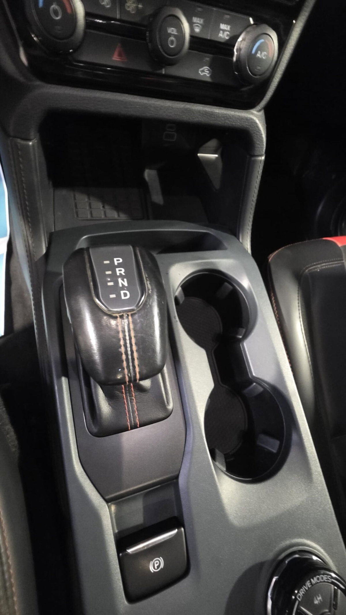Ford Ranger Pick-up Ranger 2.0 ECOBLUE aut. DC Limited 5 posti (19)