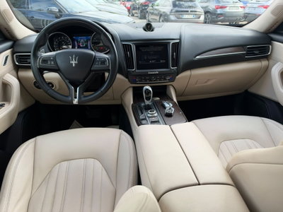Maserati Levante Levante V6 Diesel 275 CV AWD (9)