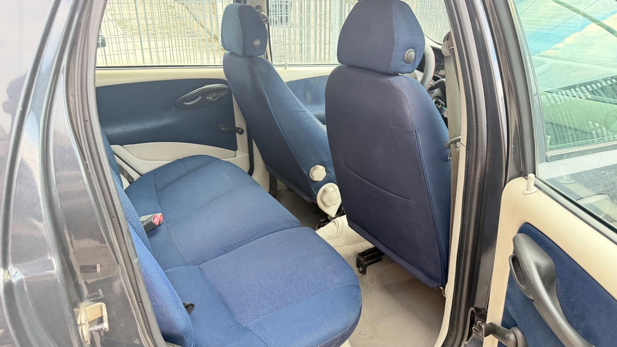 Fiat Punto 1.2 5 porte Dynamic (10)