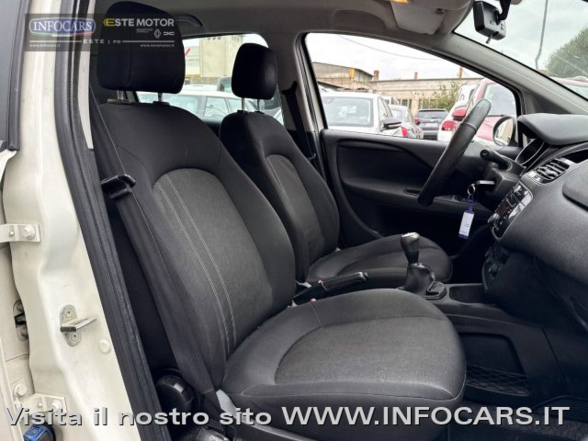 Fiat Punto 1.3 MJT II 75 CV 5 porte Street (5)
