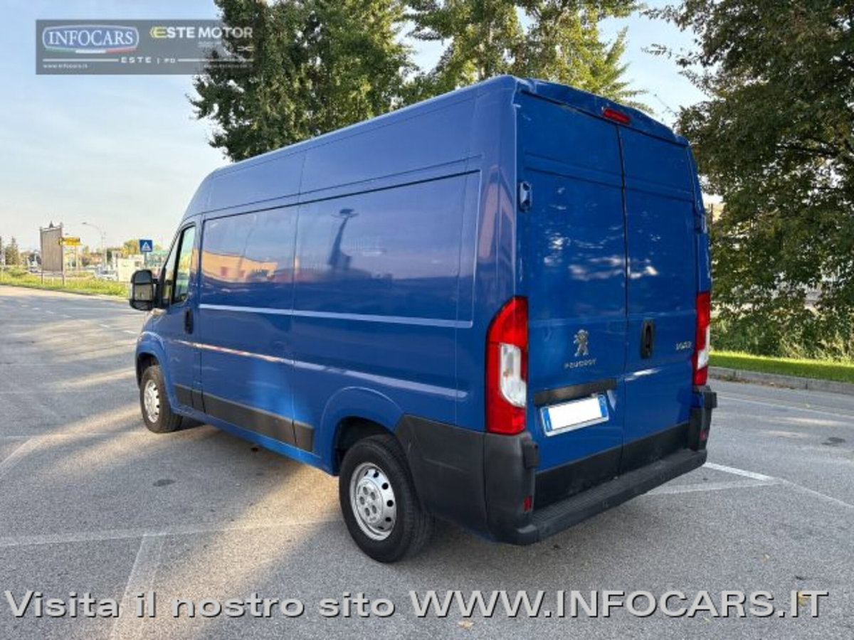 Peugeot Boxer Furgone 330 2.2 BlueHDi 140 S&S PC-TN Furgone Premium (2)