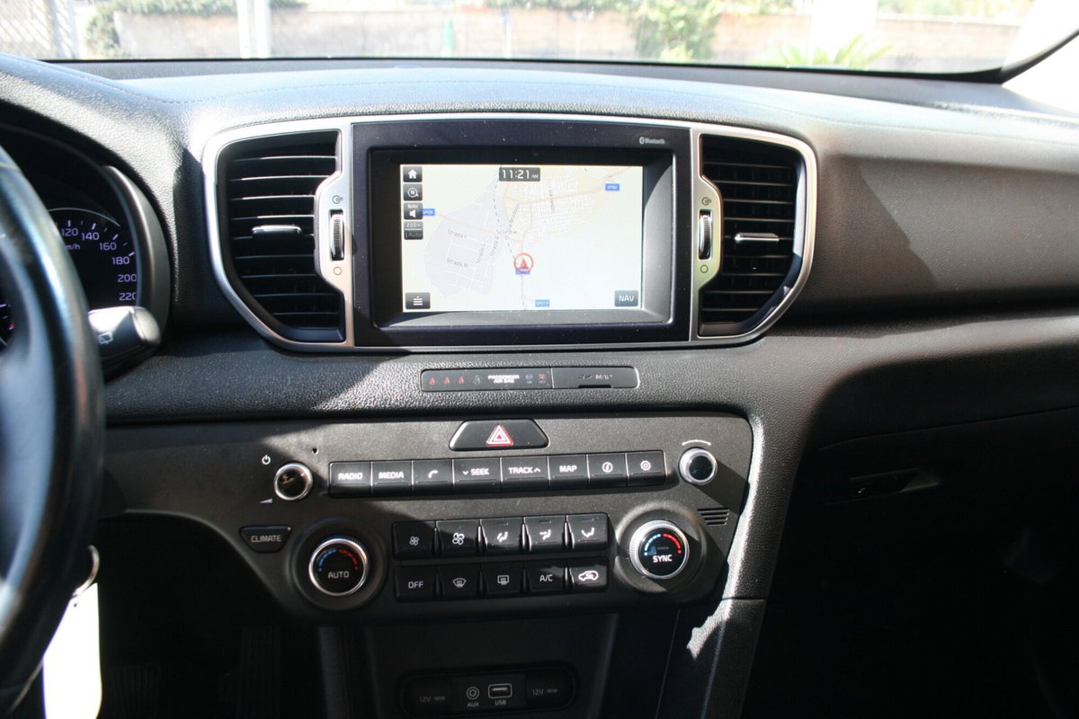 Kia Sportage 1.7 CRDI 2WD Cool (10)
