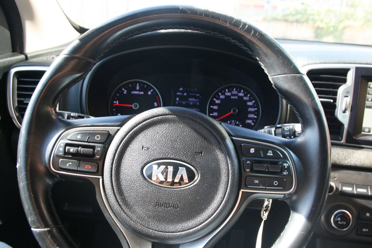 Kia Sportage 1.7 CRDI 2WD Cool (14)