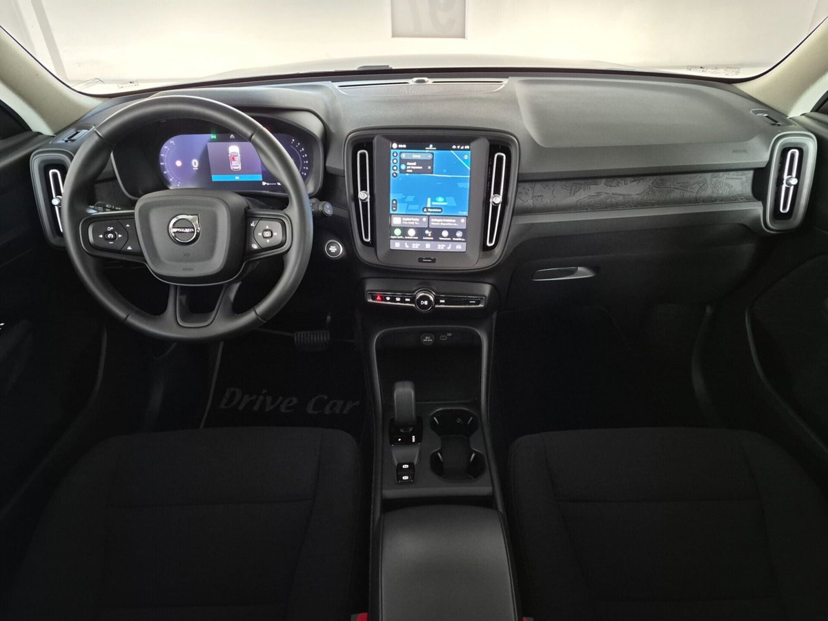 Volvo XC40 B3 automatico Essential (2)