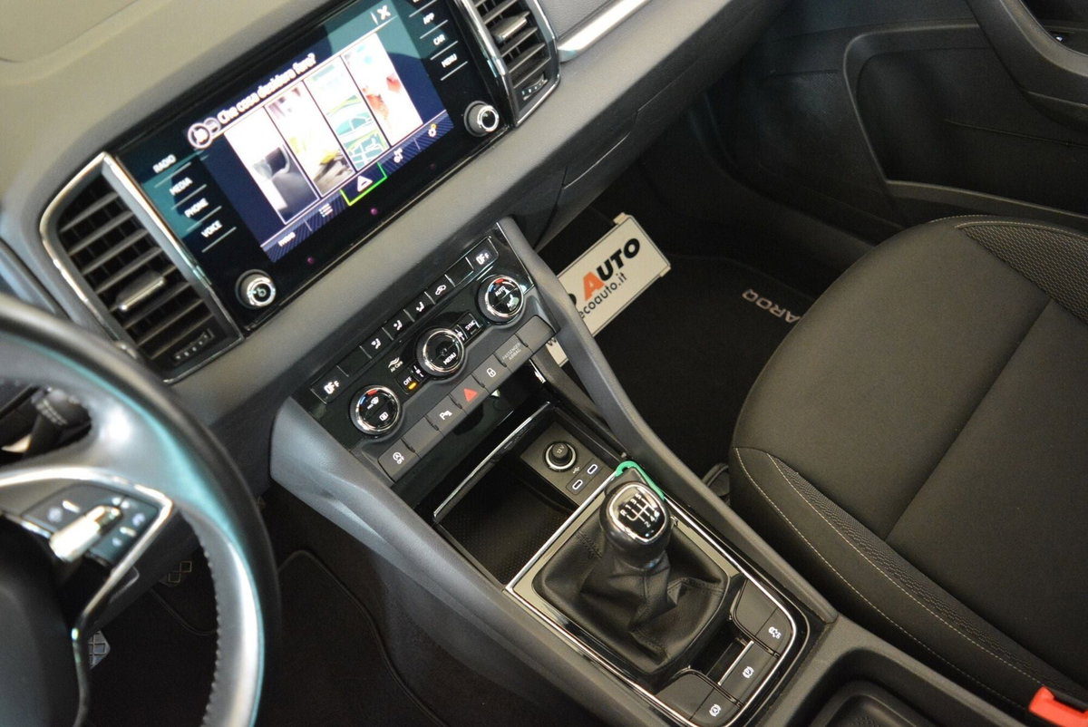 Skoda Karoq 1.0 TSI 110 CV Executive (20)