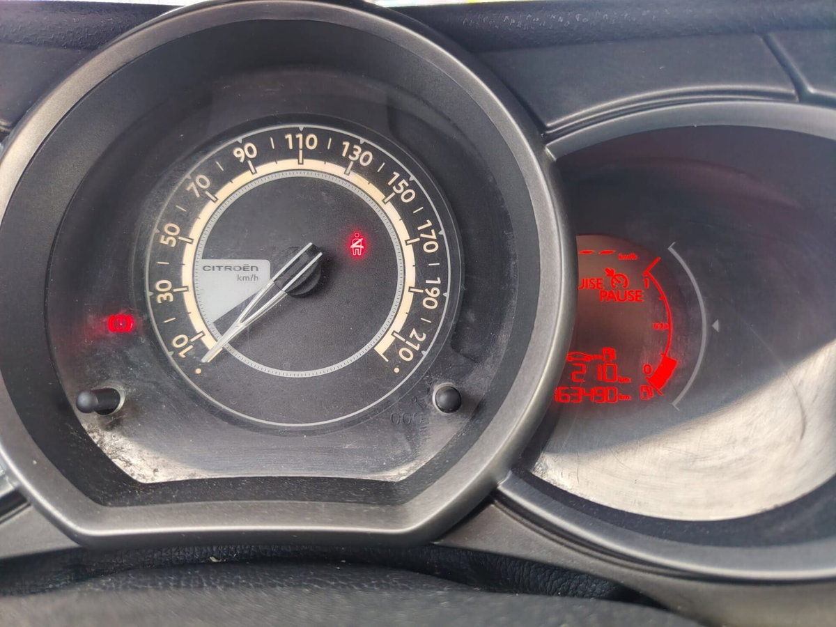 Citroen C3 BlueHDi 75 Feel Edition (11)