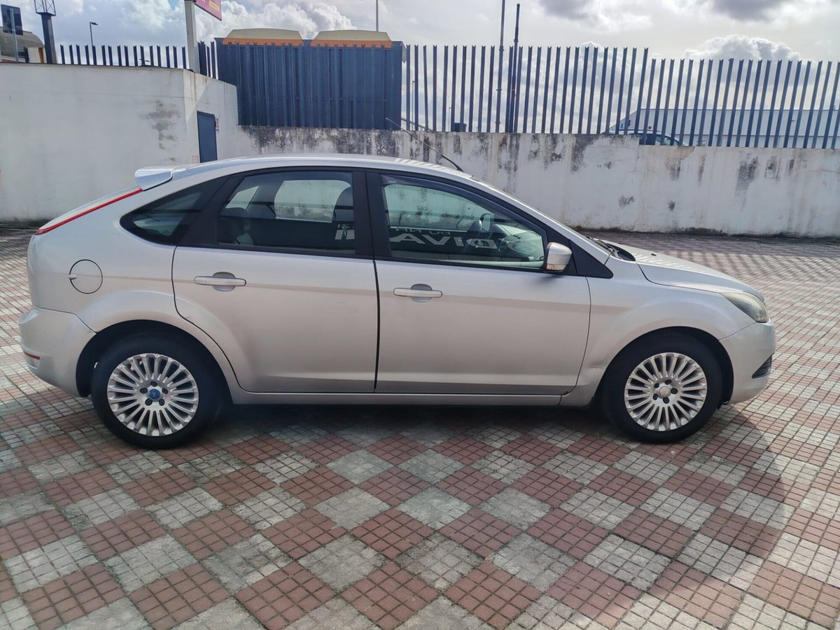 Ford Focus 1.6 TDCi (90CV) 5p. Tit. (2)