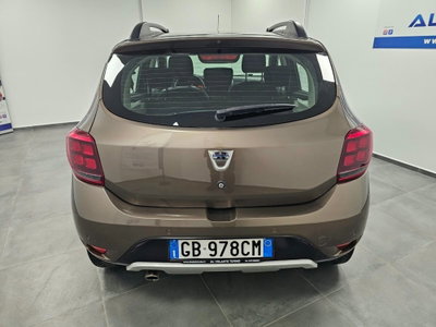 Dacia Sandero Stepway 1.0 TCe 100CV ECO-G 15th Anniversary (15)