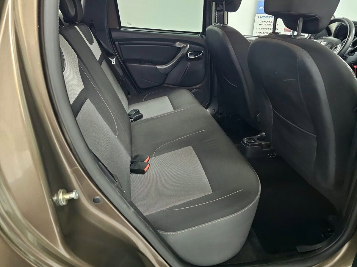 Dacia Duster 1.6 115CV Start&Stop 4x2 GPL Lauréate (13)