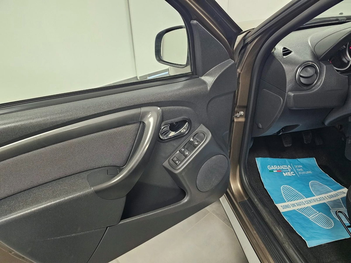 Dacia Duster 1.6 115CV Start&Stop 4x2 GPL Lauréate (15)