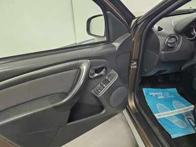 Dacia Duster 1.6 115CV Start&Stop 4x2 GPL Lauréate (15)