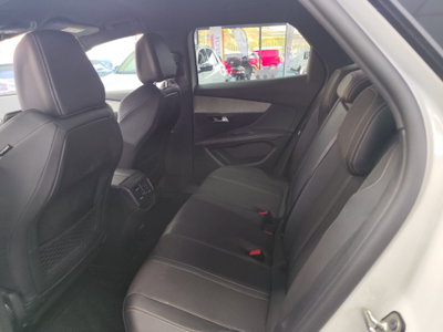 Peugeot 3008 BlueHDi 130 S&S EAT8 GT Pack (13)